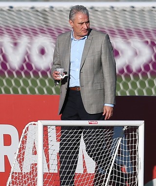 Corinthians volta a ser líder isolado após 16 baixas de time campeão