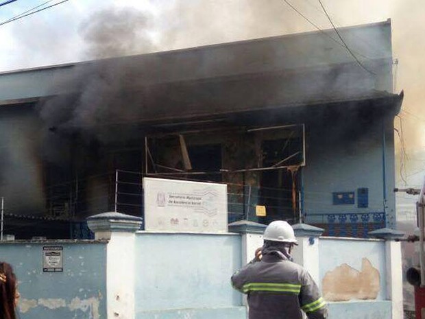 Incêndio Santos Dumont (Foto: Corpo de Bombeiros/Divulgação)