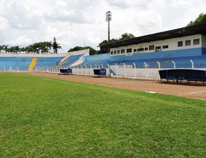 Estádio Breno Ribeiro do Val Osvaldo Cruz (Foto: Clayton Santos / Globoesporte.com)