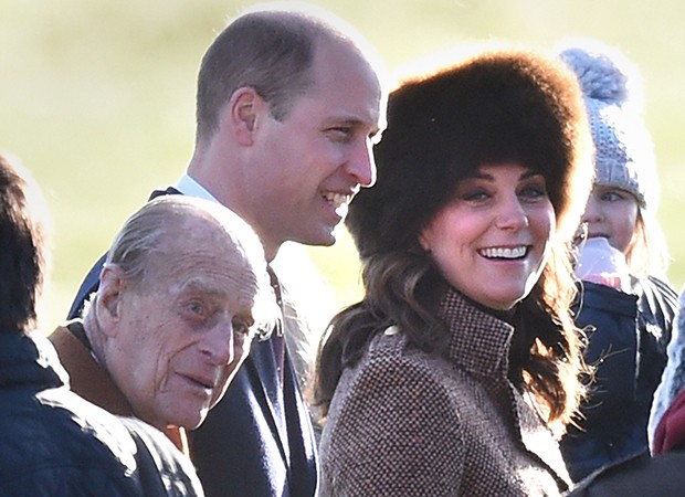 Principe Philip com Principe William e Kate Middleton (Foto: Getty Images)