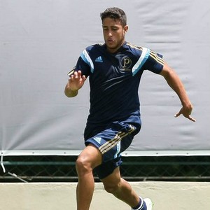 Rodolfo comemora estreia pelo Verdão: 'Joguei como gente grande'