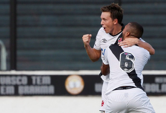 dagoberto vasco x nova iguaçu (Foto: Marcos Tristão/Agência Globo)