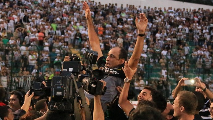 Vinícius Eutrópio figueirense (Foto: Luiz Figueirense/Figueirense FC)