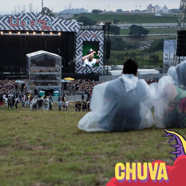 Chuva não atrapalha público do Lollapalooza (Foto: Inácio Moraes/Gshow)