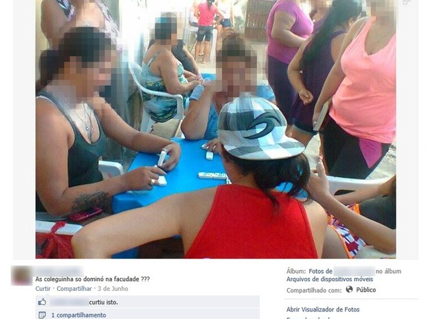 Em fotos postadas no Facebook, presas aparecem jogando dominó (Foto: Reprodução/Facebook)