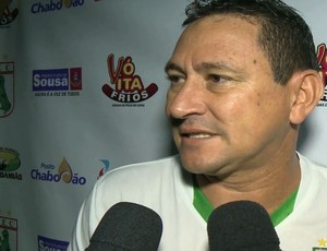 Roberto Carlos, técnico do Sousa (Foto: Reprodução / TV Paraíba)
