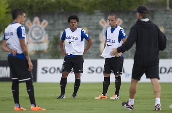 Mano Menezes treino Corinthians grupo jogadores (Foto: Daniel Augusto Jr / Agência Corinthians)