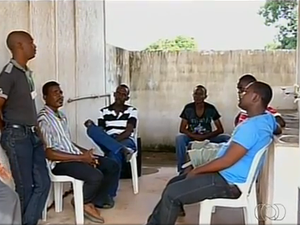 No total 42 haitianos e senegaleses vieram para o Tocantins (Foto: Reprodução/TV Anhanguera)