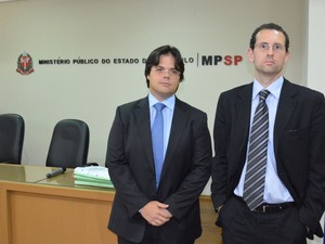 Promotores Aloísio Antônio Maciel Neto e Luciano Gomes de Queiroz Coutinho atuam em Piracicaba (Foto: Alessandro Meirelles/G1)