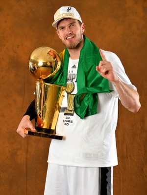 Tiago Splitter Spurs NBA (Foto: AFP)