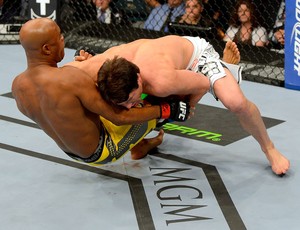 UFC 148 Anderson Silva; Chael Sonnen (Foto: Agência Getty Images)
