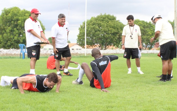 Treino River-PI, Preparação física (Foto: Josiel Martins/GLOBOESPORTE.COM)