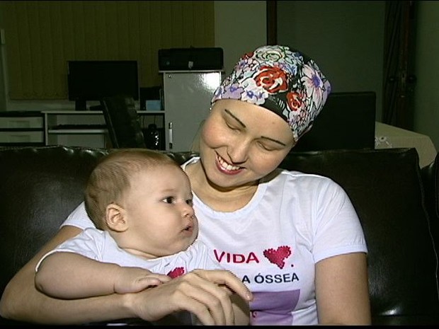 Lucia Helena descobriu que estava com leucemia durante a gravidez (Foto: Reprodução/TV Gazeta)