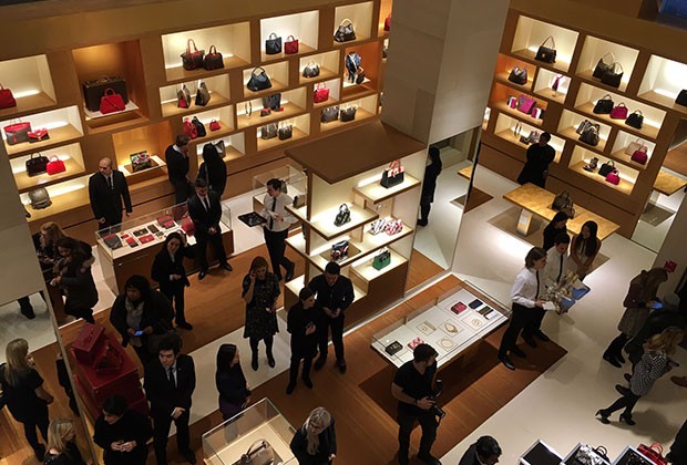 Direto de NY: Conheça a nova loja da Louis Vuitton na Quinta
