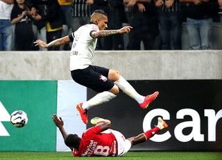 Suspenso, Guerrero volta ao Corinthians contra o Palmeiras