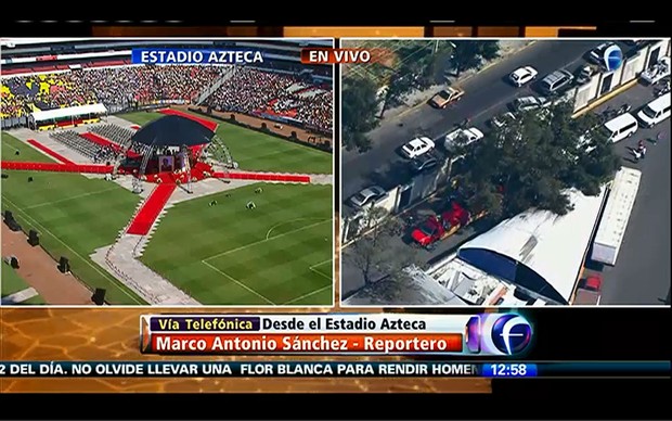 Cortejo de Roberto Gómez Bolaños chega ao estádio  (Foto: Reprodução/Televisa)