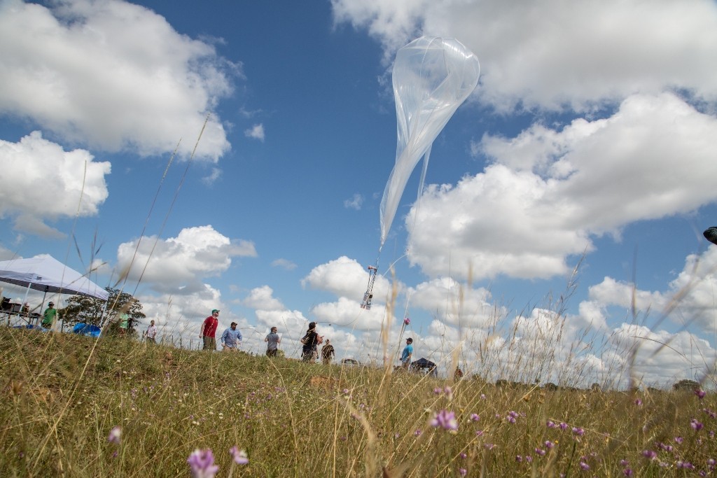Balões, drones e satélites: como a internet chega nos lugares mais  remotos do mundo - Pretinho Básico