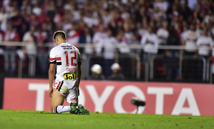 Calleri São Paulo Atlético Nacional (Foto: Marcos Ribolli)