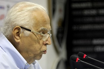 Eurico Coletiva Vasco (Foto: Paulo Fernandes/Vasco.com.br) Eurico Coletiva Vasco (Foto: Paulo Fernandes/Vasco.com.br)