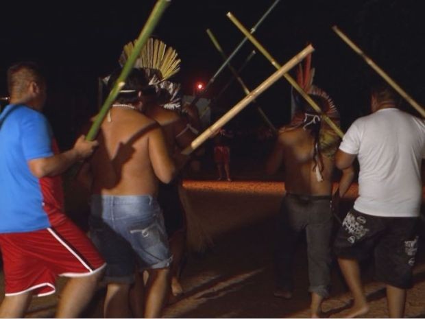 Dia do índio é comemorado na aldeia Ekeruá (Foto: TV TEM/Reprodução)