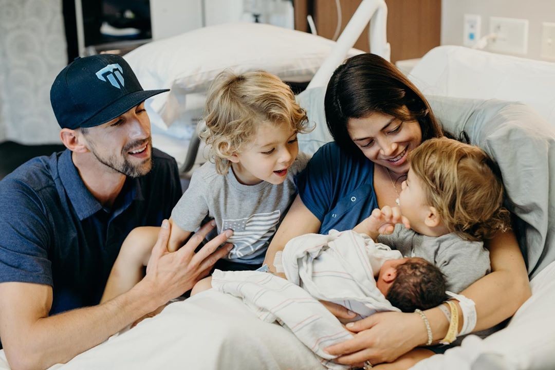 Michael Phelps com a esposa Nicole e os três filhos (Foto: Reprodução/Instagram) Michael Phelps com a esposa Nicole e os três filhos (Foto: Reprodução/Instagram)