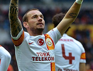 Sneijder jogo Galatasaray (Foto: Divulgação)