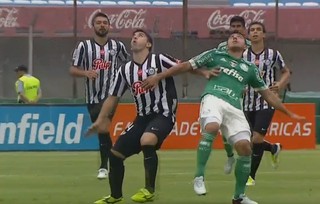 Palmeiras adota atenção especial com Arouca e Robinho em primeiros jogos