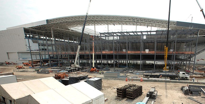 Lado sul da arquibancada provisória da Arena Corinthians é liberado 100%