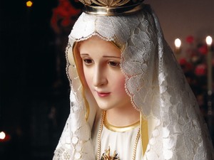 Comunidade celebra o dia de Nossa Senhora de Fátima (Foto: Reprodução)