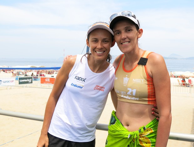 Talita e Vivian vôlei Rainha da Praia (Foto: Helena Rebello)