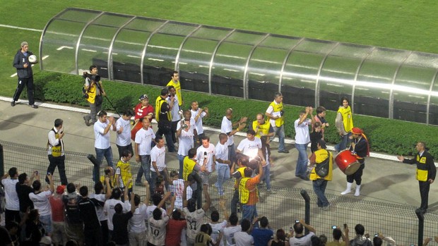 Campeões mundiais em 2000 recebem homenagem do Corinthians  (Foto: Carlos Augusto Ferrari / Globoesporte.com)