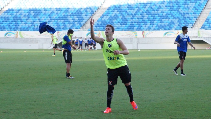 Ronaldo Mendes - meia do ABC (Foto: Augusto Gomes/GloboEsporte.com)