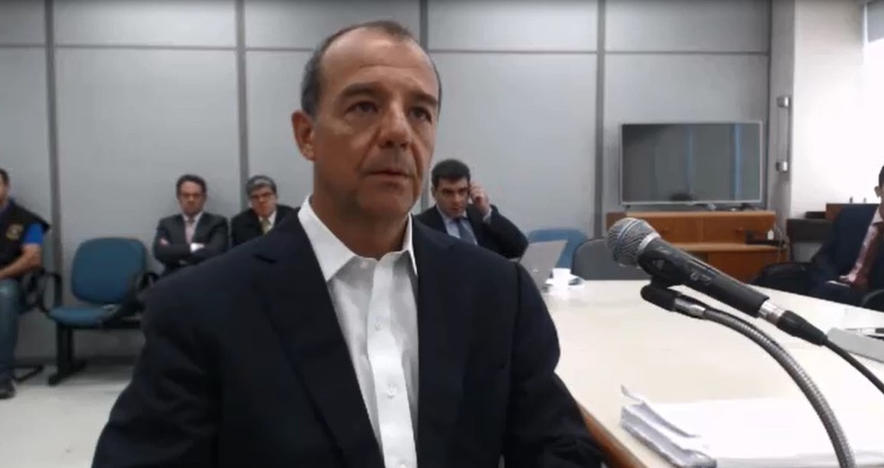 Sérgio Cabral durante depoimento ao juiz Sérgio Moro (Foto: Reprodução)