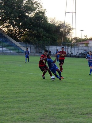 Enxuga Rato e Flamengo-PI Copa Piauí 2013 (Foto: Renan Morais)
