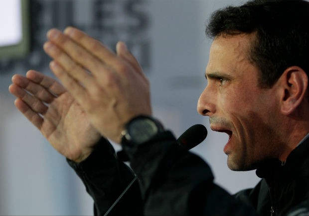 O líder da oposição venezuelana, Henrique Capriles (Foto: Fernando Llano/AP)