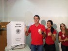 Marcus Alexandre, candidato do PT, vota em Rio Branco