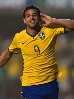 Brasil vence a Sérvia por 1 a 0, após receber vaias da torcida no intervalo (Nelson Almeida/AFP)