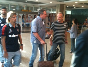 Abel Braga e Dorival Junior Aeroporto (Foto: Assessoria de Imprensa do Flamengo)