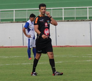 Antônio Neuriclaudio, árbitro do Acre (Foto: Duaine Rodrigues)