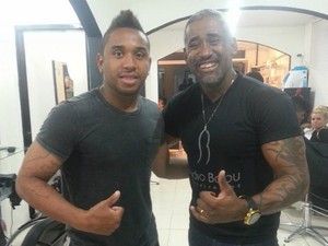 Babu com o meia Anderson, revelado pelo Grêmio e atualmente no elenco do Inter (Foto: Studio Babu/Divulgação)