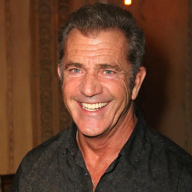Mel Gibson é um filho do meio em termos exatos: o sexto de ONZE irmãos. Já adulto, ele também se esforçou em povoar o mundo. Ao longo de dois casamentos, teve duas filhas e seis filhos. (Foto: Getty Images)