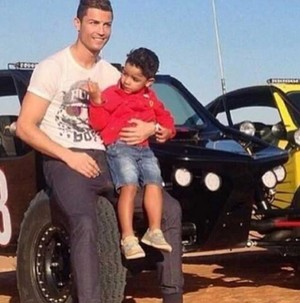 FÉRIAS de CRistiano Ronaldo em Dubai (Foto: Reprodução / Instagram)