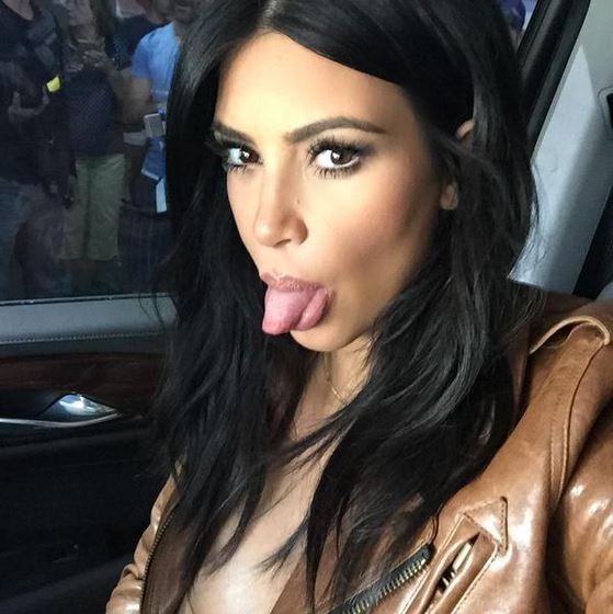 Kim Kardashian depois de cortar o cabelo (Foto: Reprodução do Instagram)