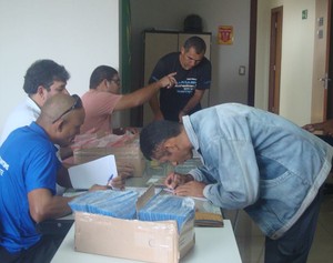 Kits são entregues na Secretaria de Esportes  (Foto: Divulgação)