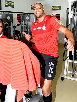 Adriano no treino do Flamengo (Foto: Alexandre Vidal / Fla Imagem)