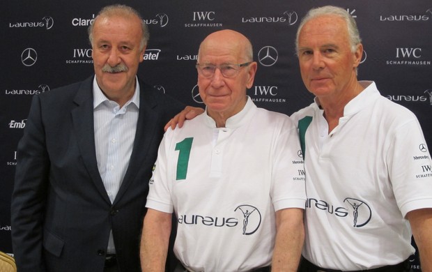 Vicente Del Bosque, Bobby Charlton e Franz Beckenbauer em coletiva do Laureus (Foto: Cahê Mota)
