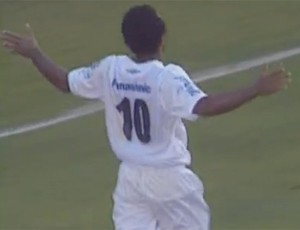 Frame - Zé Roberto no Santos (Foto: Reprodução)
