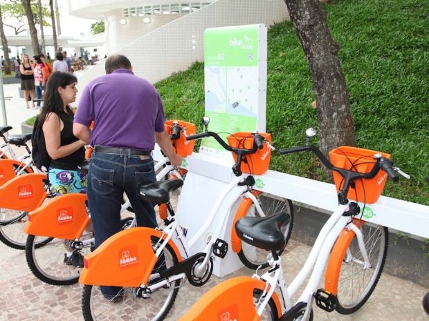 Bicicletas gratuitas podem ser retiradas nos postos (Foto: Divulgação / Prefeitura de Santos) Bicicletas gratuitas podem ser retiradas nos postos (Foto: Divulgação / Prefeitura de Santos)