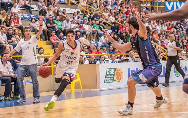 NBB basquete Franca x Bauru jogo 1 quartas playoffs (Foto: Newton Nogueira/Divulgação)