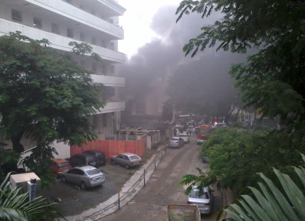 Incêndio atinge Hospital das Clínicas em Salvador  (Foto: Eudes Benício/ Arquivo Pessoal)